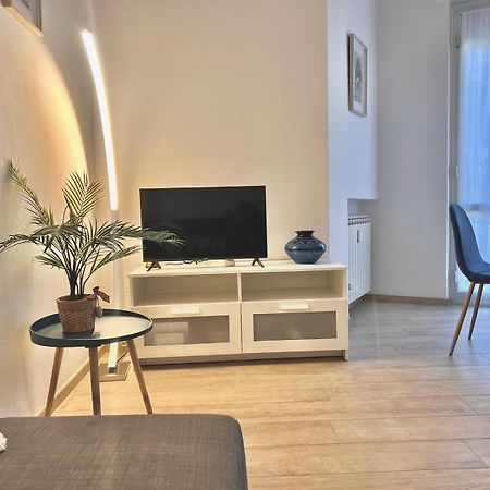 Casa Mila Lägenhet Savona Exteriör bild